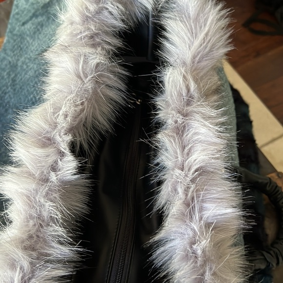 O Bag Gray with faux fur trim - Picture 4 of 6